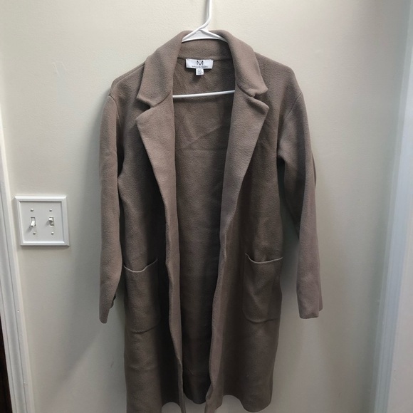 Knit sweater - Picture 1 of 4